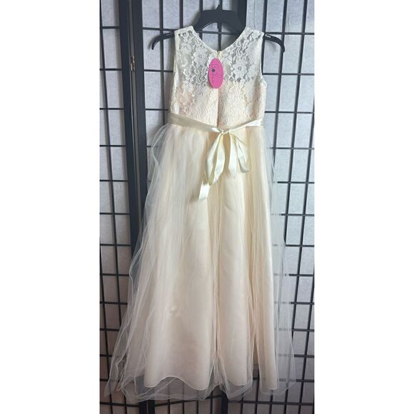 Baihui Ivory Lace/Tulle Party Dress - Picture 4 of 5